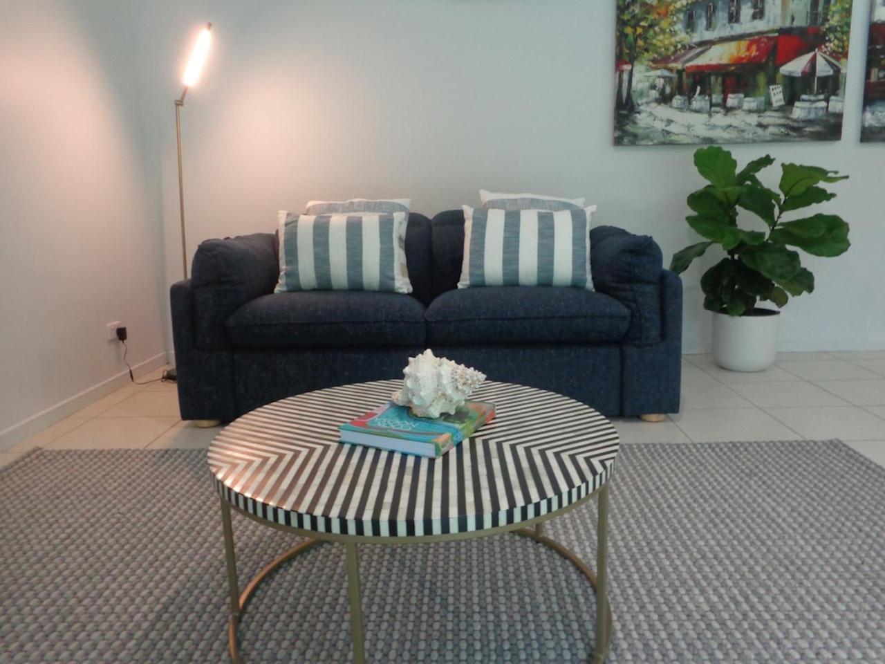 Noosa Buoys Hotel Tinbeerwah Kültér fotó