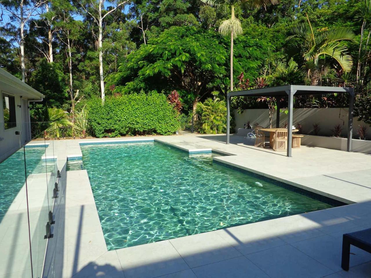 Noosa Buoys Hotel Tinbeerwah Kültér fotó